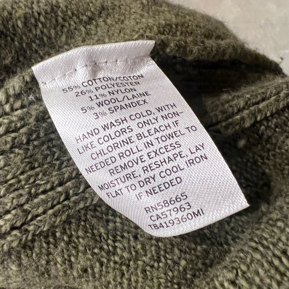 Cozy olive Crewneck Pullover from Nordstroms - Picture 5 of 9